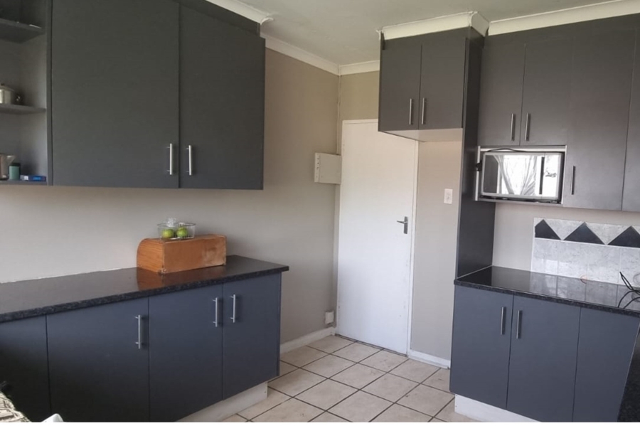 3 Bedroom Property for Sale in Cambridge Eastern Cape